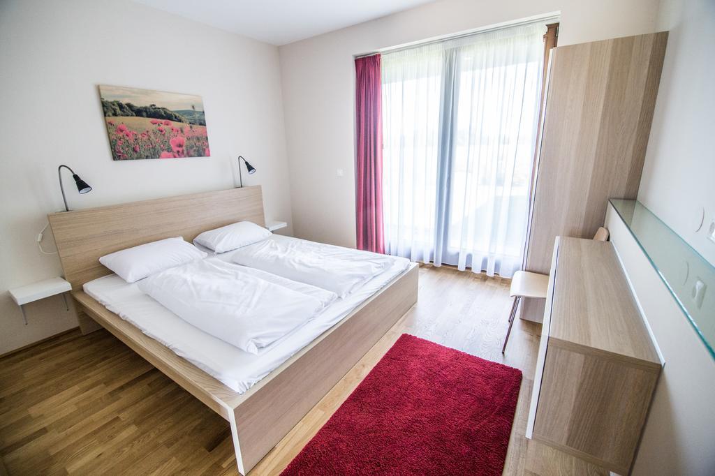Oeregtoelgy Vendeghaz Villa Szár Exteriör bild